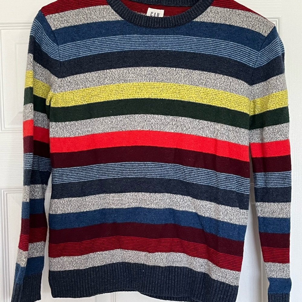 3/$30 Boys Gap sweater